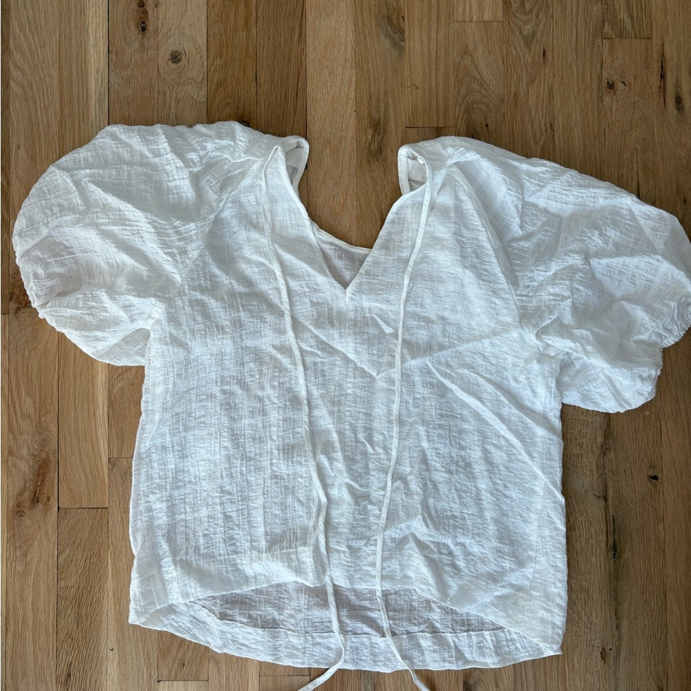 Elegant White Puff Sleeve Blouse